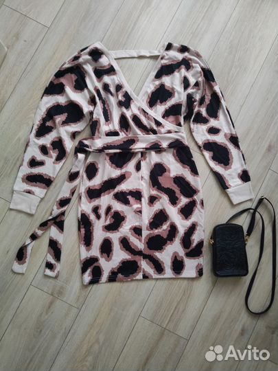 Джинсовая жилетка 46 новая