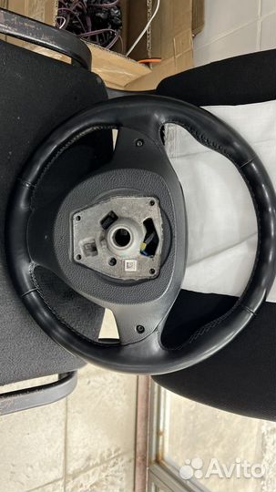 Руль на bmw f10 2010 год