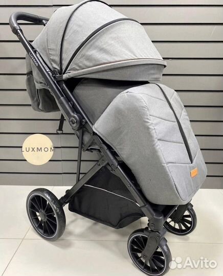 Коляска с перекидной ручкой. Доставка