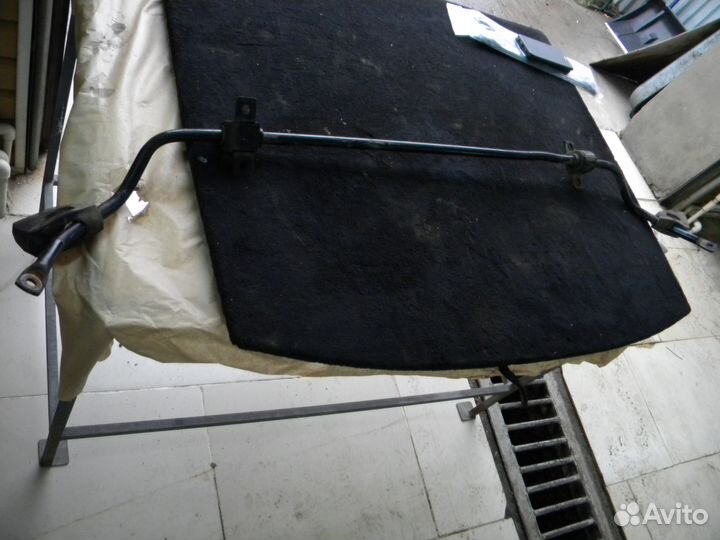 Стабилизатор задний Jaguar XJ Long 351