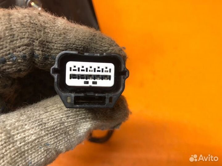 Зеркало заднего вида правое Nissan Pathfinder R51