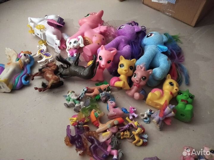 Куклы Барби, пупсы, мебель посуда, Лошадки