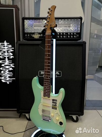 Электрогитара Mooer gtrs S800 Green