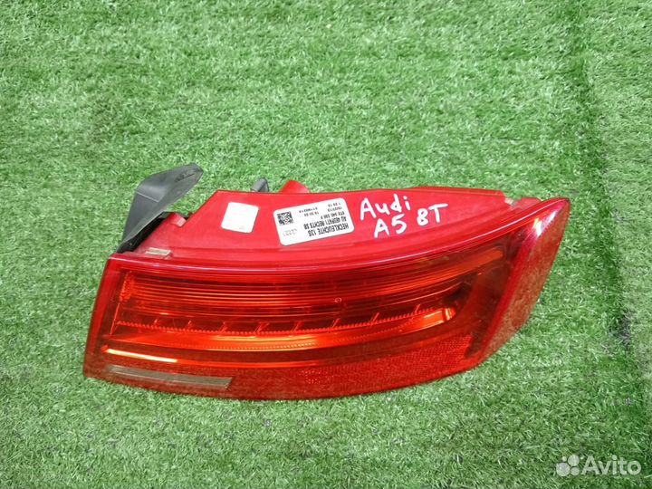 Фонарь задний правый VAG Audi A5 8T