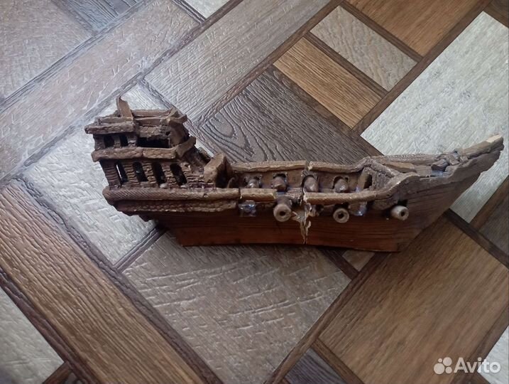 Модель корабля