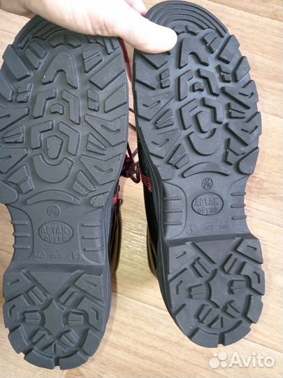 Ботинки рабочие р. 42