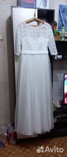 Свадебное платье 46 новое