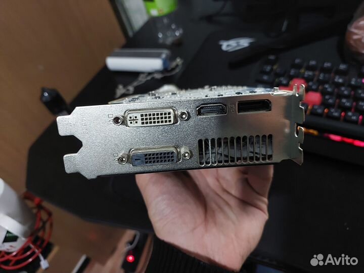 Видеокарта PCI-E Sapphire AMD Radeon HD7850 2gb