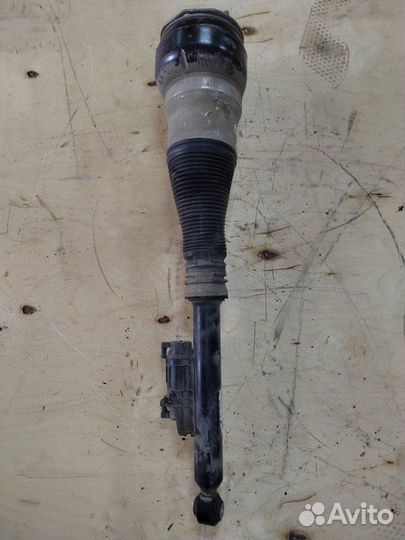 Амортизатор задний задний правый Mercedes-Benz