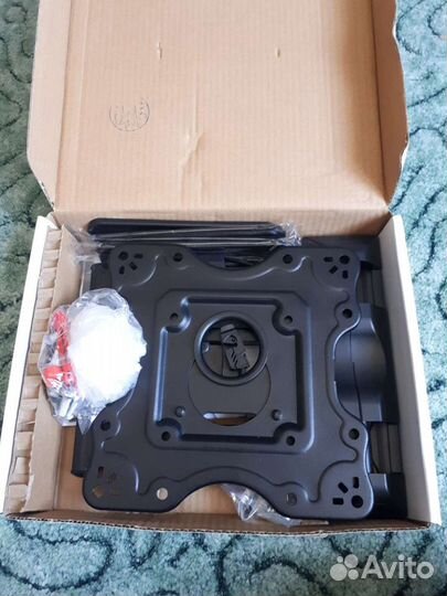 Новый кронштейн для телевизора на стену