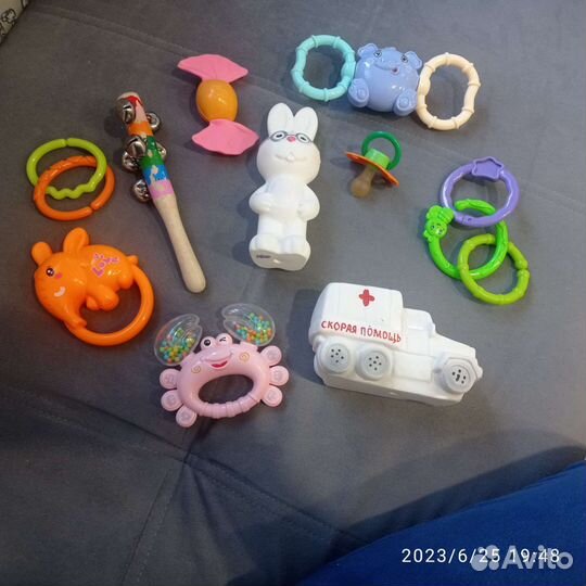 Игрушки погремушки пакетом