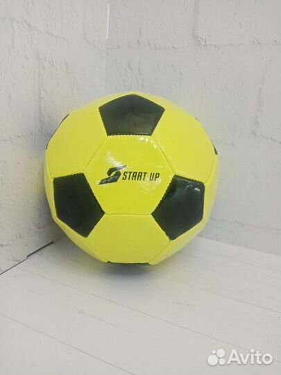 Футбольный мяч