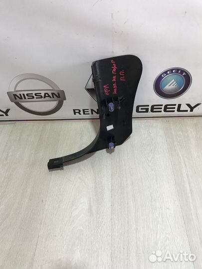 Обшивка салона Renault megane 3 Прав