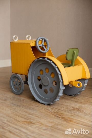 Трактор с прицепом