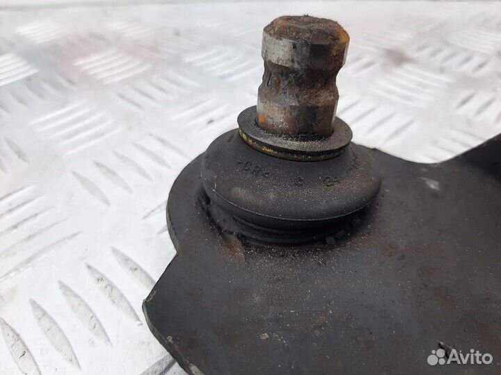 Рычаг передний правый Renault Scenic 2 рест. 2008