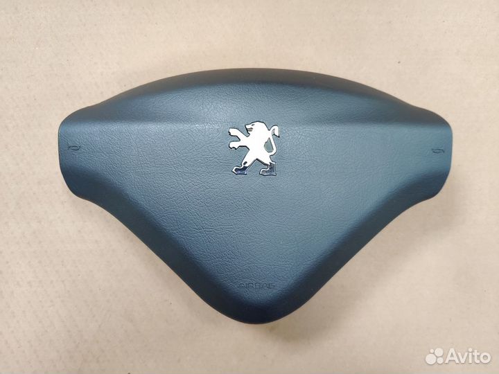 Заглушка руля Peugeot 207