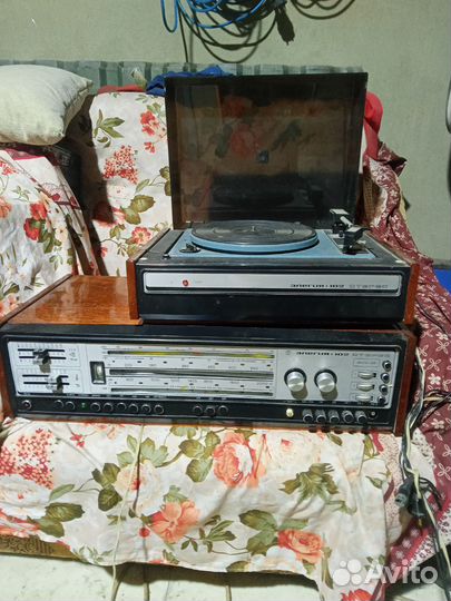 Проигрыватель для виниловых пластинок