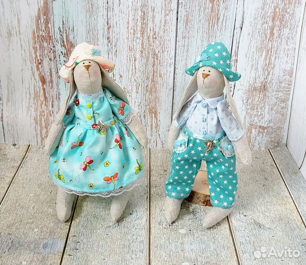 Зайцы авторская интерьерная игрушка