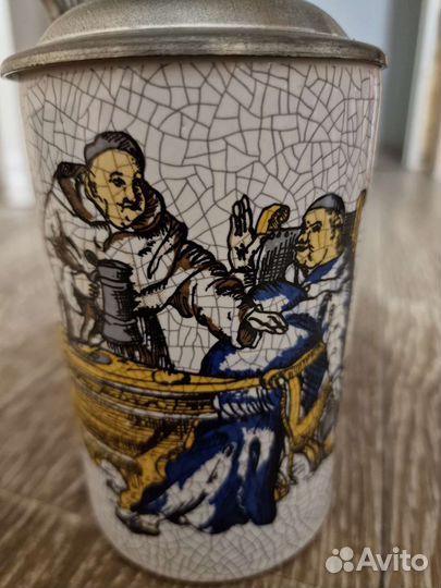 Пивная кружка с крышкой