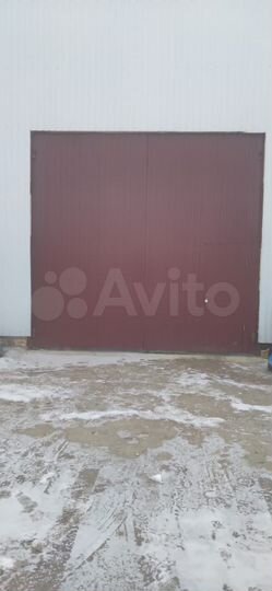 Гараж, > 30 м²