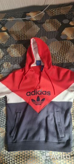 Толстовка adidas