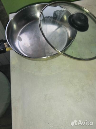 Сковорода с крышкой стеклянной