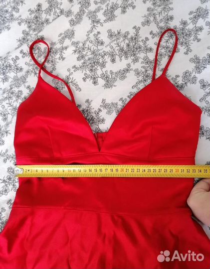 Вечернее атласное платье