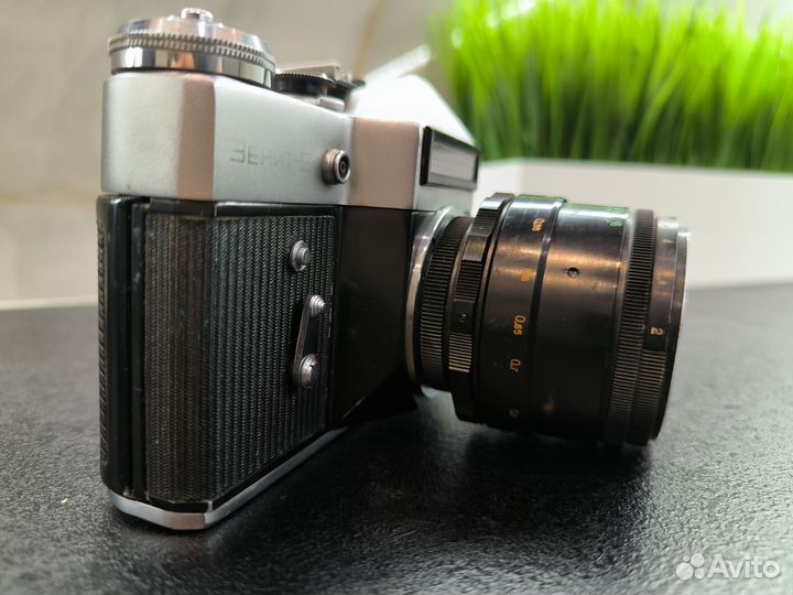 Плёночный фотоаппарат Зенит - Е