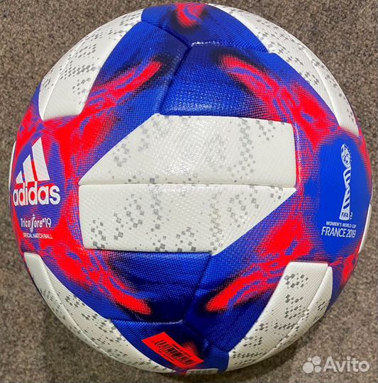 Футбольный мяч Adidas tricolore