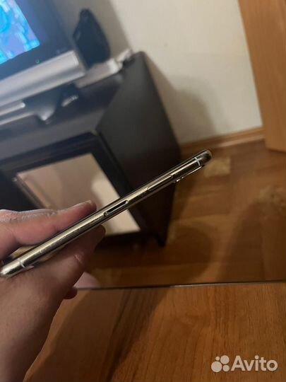 iPhone X, 64 ГБ