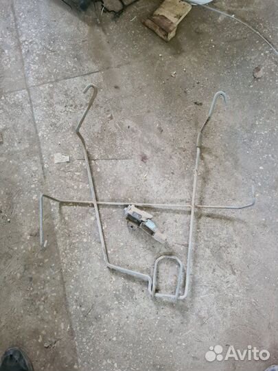 Крепление запасного колеса LADA Largus K4M 2016