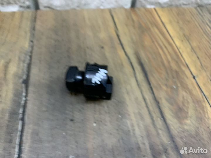 Infiniti Q50 (V37) Кнопка многофункциональная