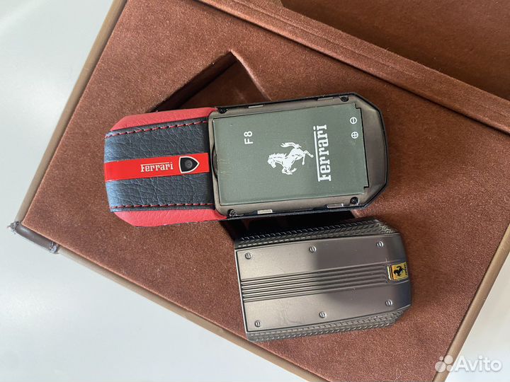 Vertu Ti Ferrari, 64 ГБ