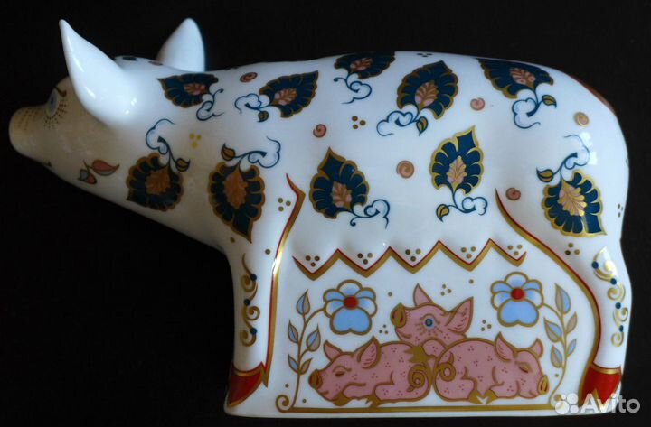 Статуэтка фарфор свинья с поросятами