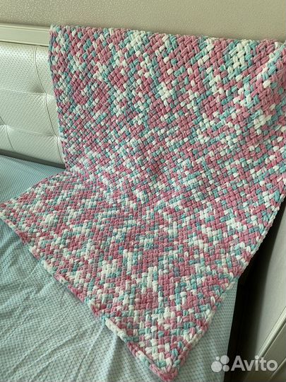Вяжу на заказ плюшевые пледы