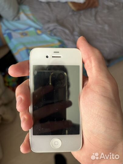 iPhone 4S, 16 ГБ