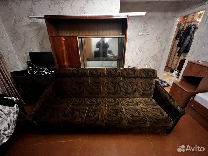 Диван, буфет