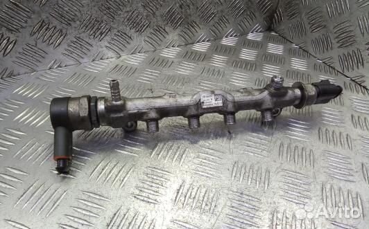 Топливная рампа дизельная skoda octavia A7 (HUK19B