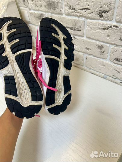 Кроссовки asics 34