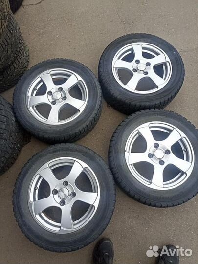 185/60 R14 Nokian Hakkapeliitta 4 Зима Литые R14 pсd:4x100 ет:45 DIA:56.6