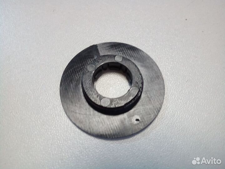 Клипса крепления автоковрика рено