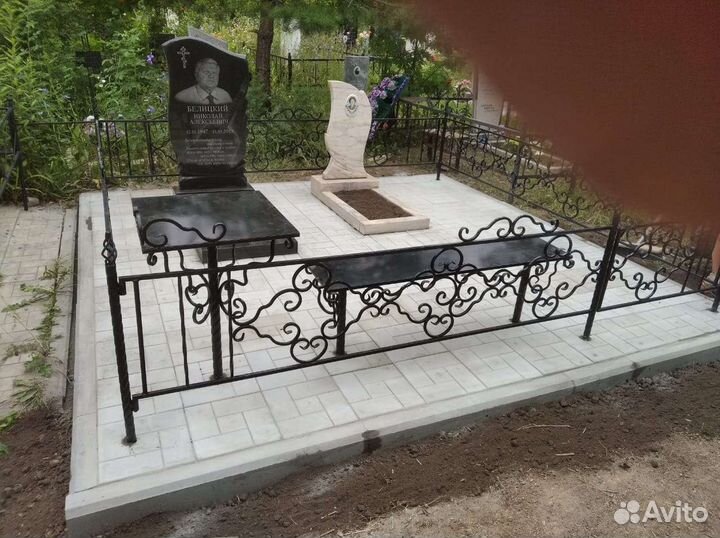 Водитель/укладчик плитки