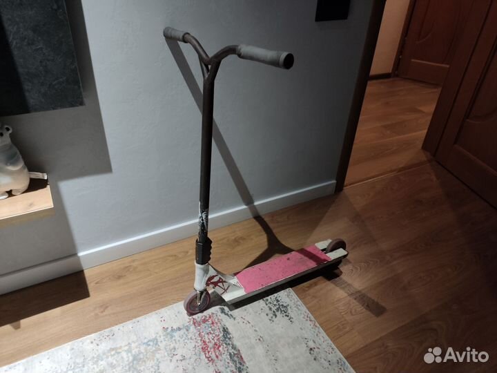 Кастомный трюковой самокат