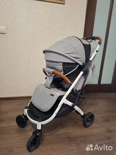 Прогулочная коляска babalo