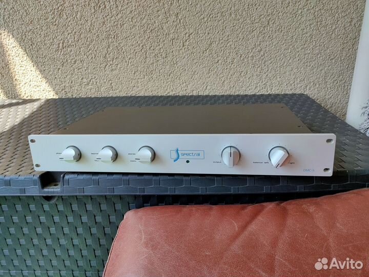 Spectral DMC 5 + Phono - предварительный