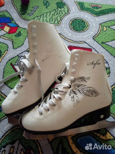 Коньки фигурные