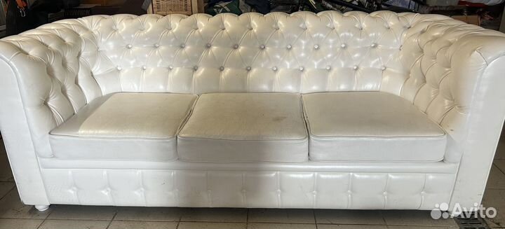 Диван честер бу