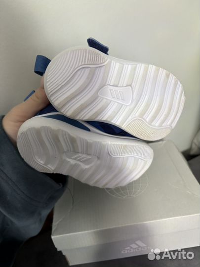 Кроссовки детские adidas 20 размер