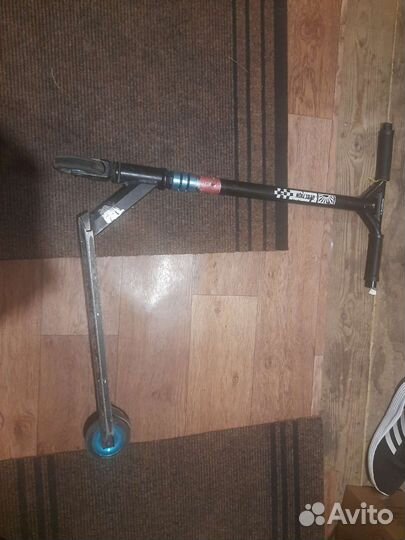 Трюковой самокат