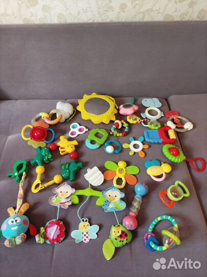 Погремушки для малыша